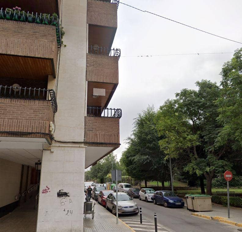3 slaapkamer Flat te huur in Almansa - € 550 (Ref: 9470390)