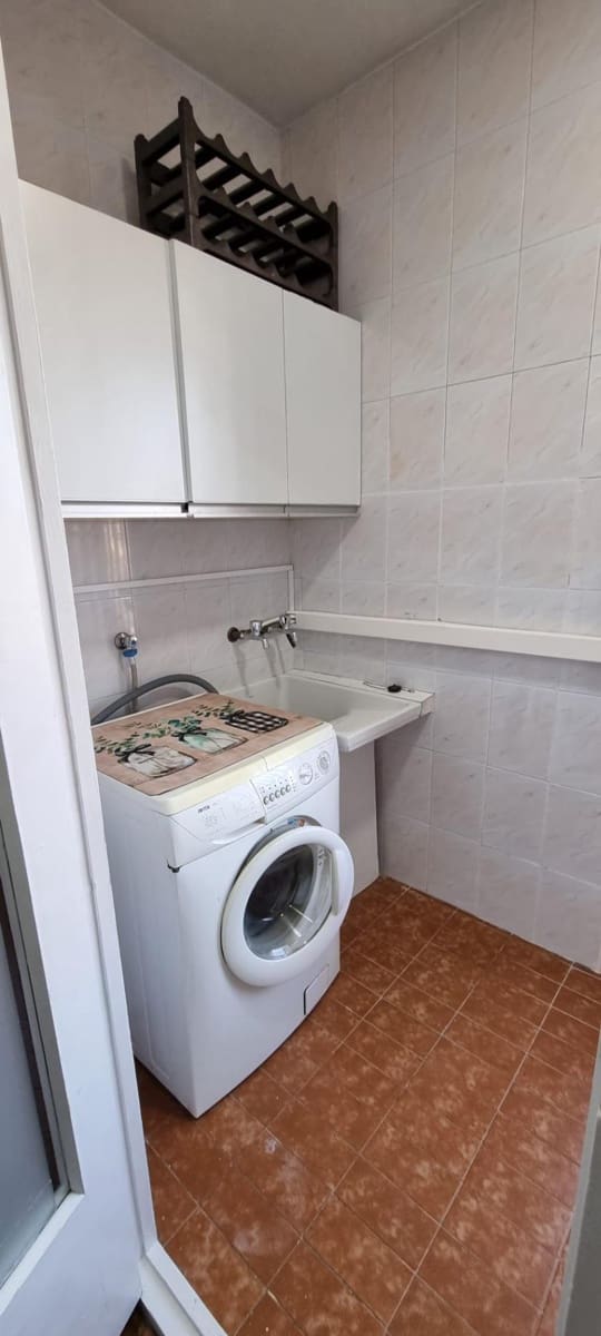 3 slaapkamer Flat te huur in Almansa - € 550 (Ref: 9470390)