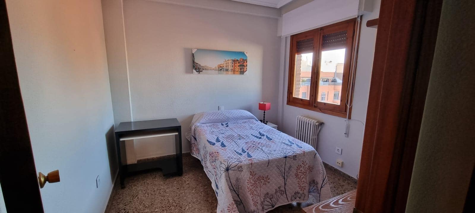 3 slaapkamer Flat te huur in Almansa - € 550 (Ref: 9470390)