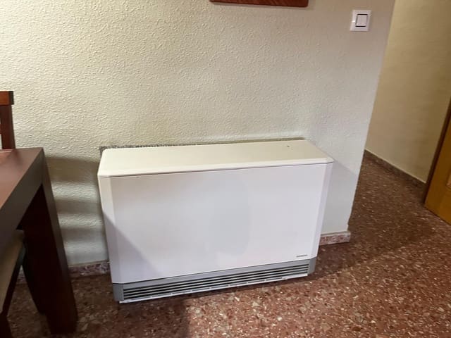 3 soverom Leilighet til salgs i Almansa med garasje - € 88 000 (Ref: 9481201)