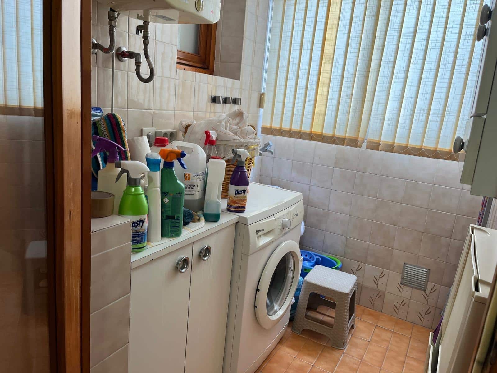 3 bedroom Flat for sale in Almansa with garage - € 88,000 (Ref: 9481201)