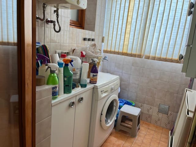 3 soverom Leilighet til salgs i Almansa med garasje - € 88 000 (Ref: 9481201)