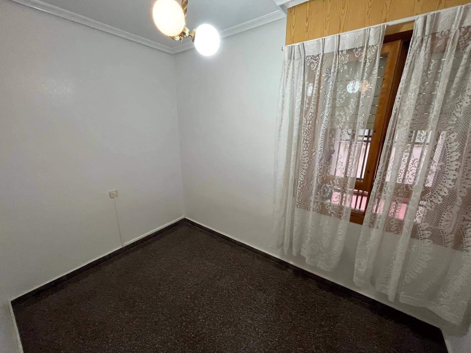 3 bedroom Flat for sale in Almansa - € 124,000 (Ref: 9481202)