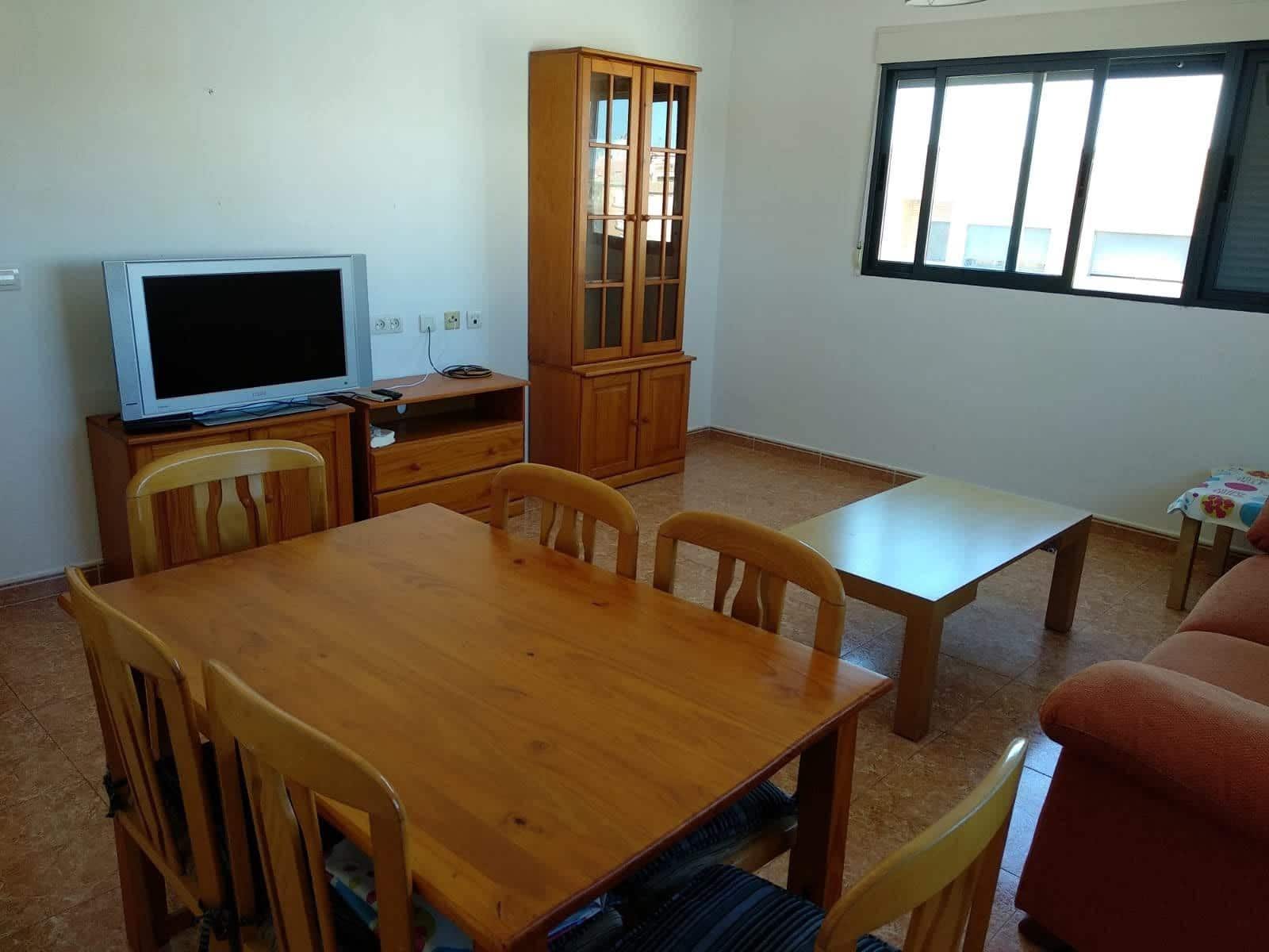 2 slaapkamer Flat te huur in Almansa - € 520 (Ref: 9494660)