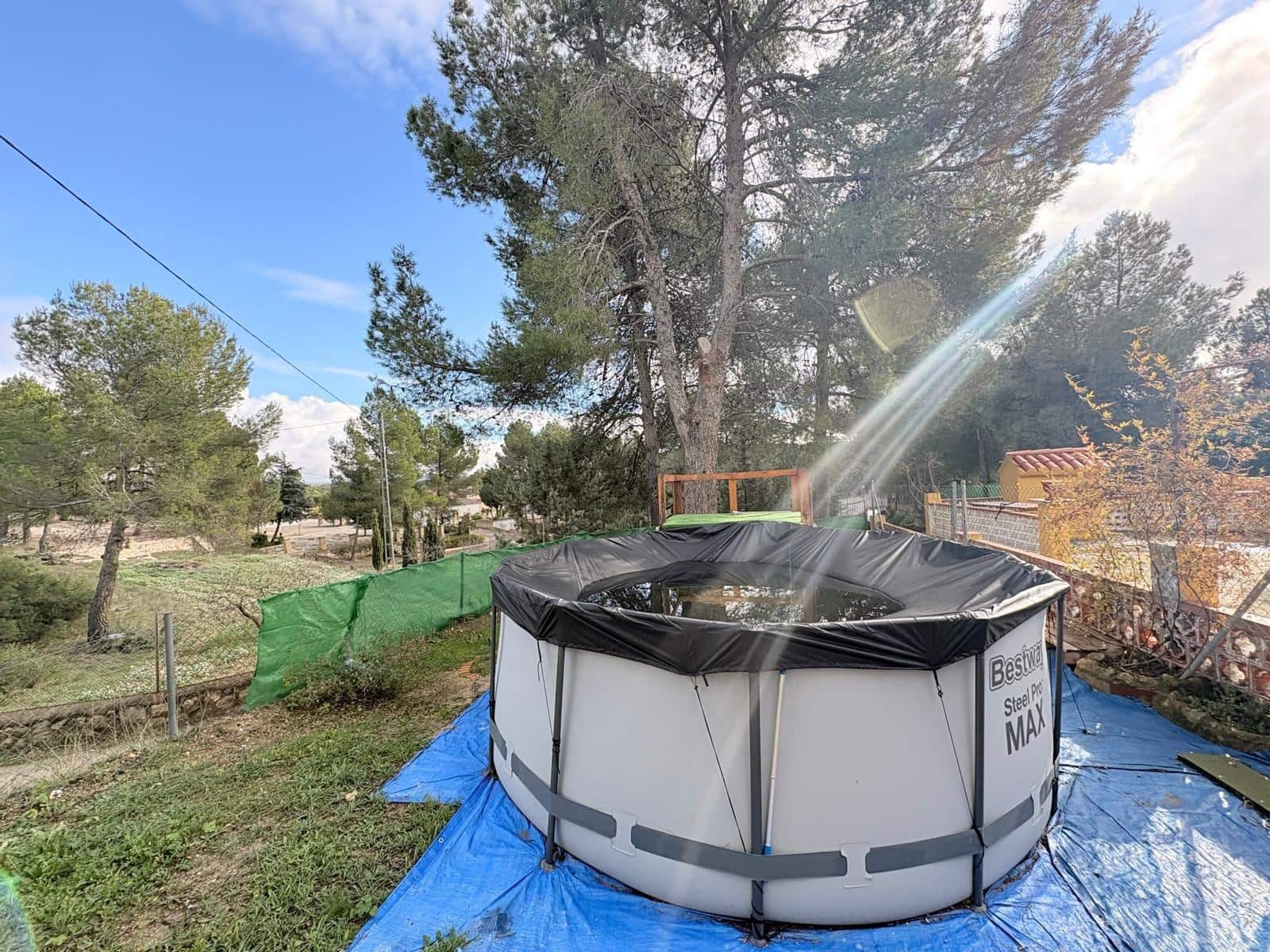 3 bedroom Villa for sale in Almansa with pool - € 120,000 (Ref: 9497204)