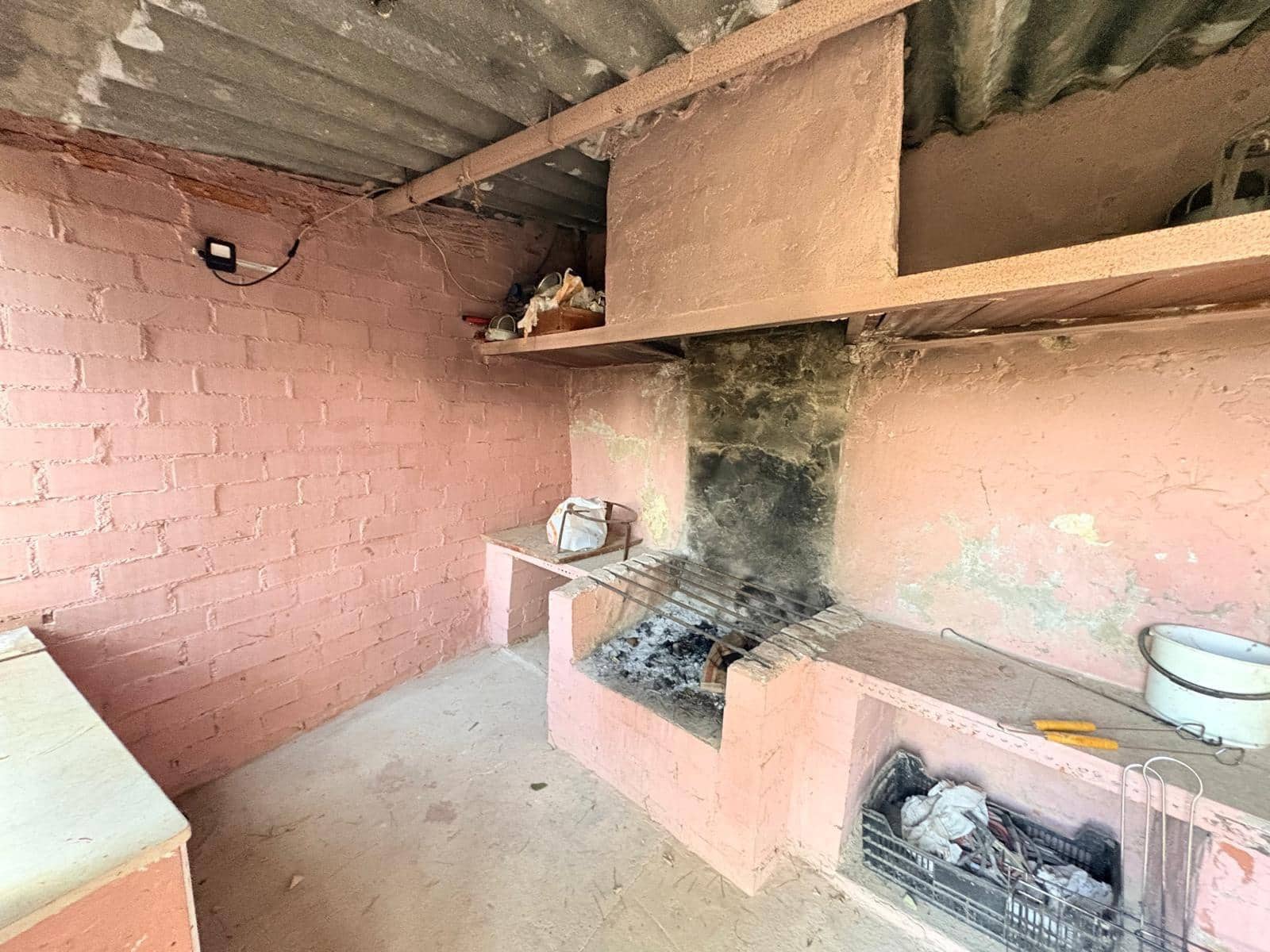 3 quarto Moradia para venda em Almansa com piscina - 120 000 € (Ref: 9497204)