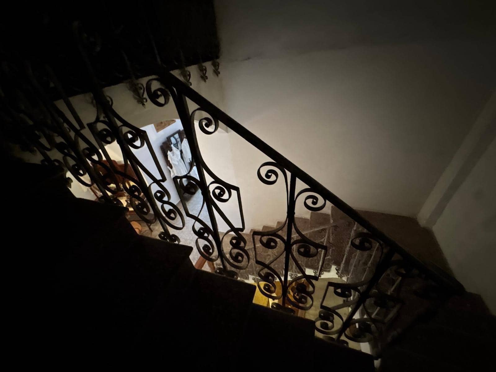 6 bedroom Townhouse for sale in La Font de la Figuera with pool - € 600,000 (Ref: 9530541)