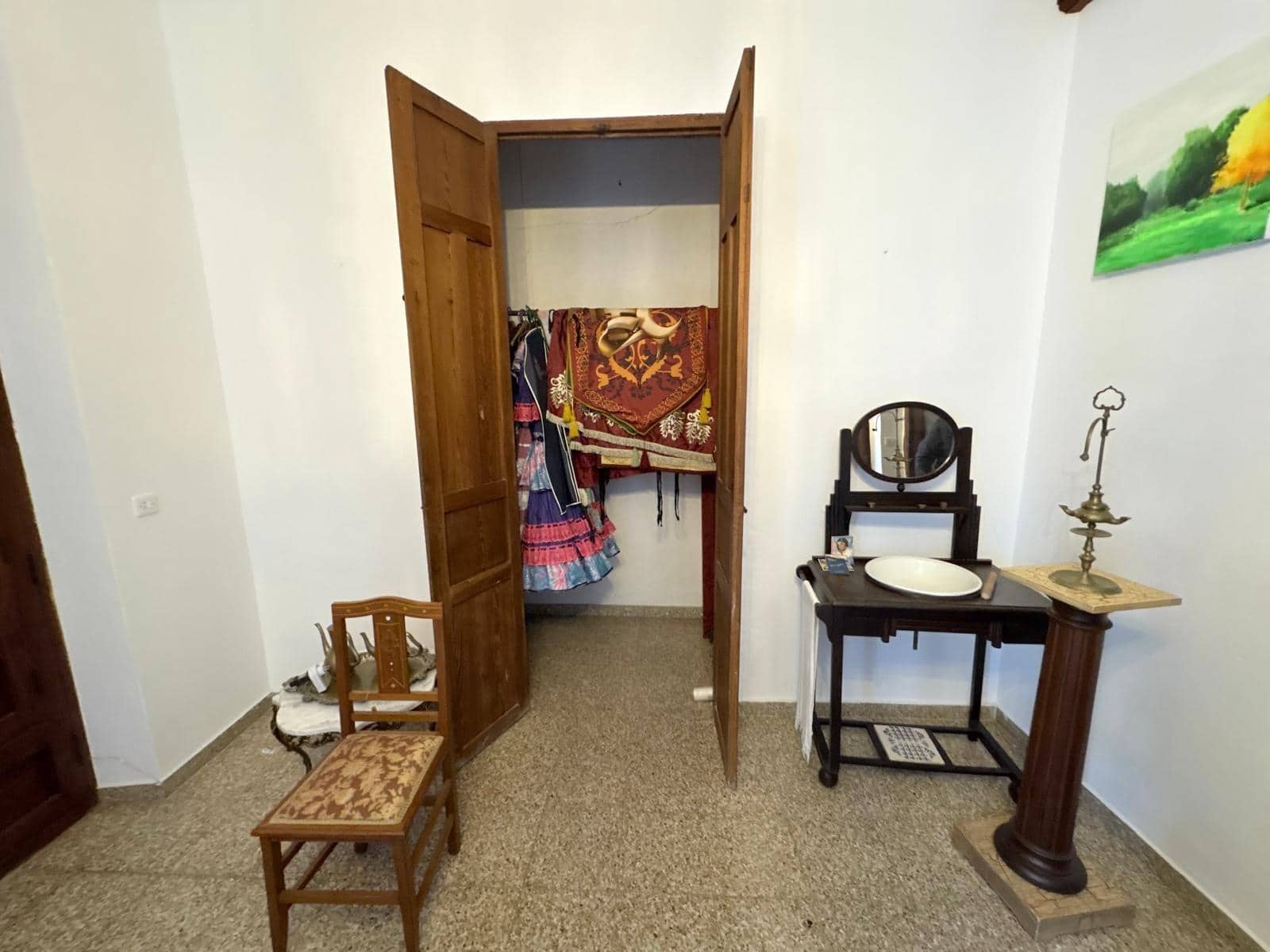 6 bedroom Townhouse for sale in La Font de la Figuera with pool - € 600,000 (Ref: 9530541)