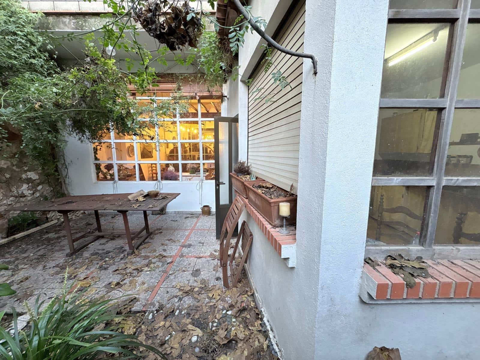 6 bedroom Townhouse for sale in La Font de la Figuera with pool - € 600,000 (Ref: 9530541)