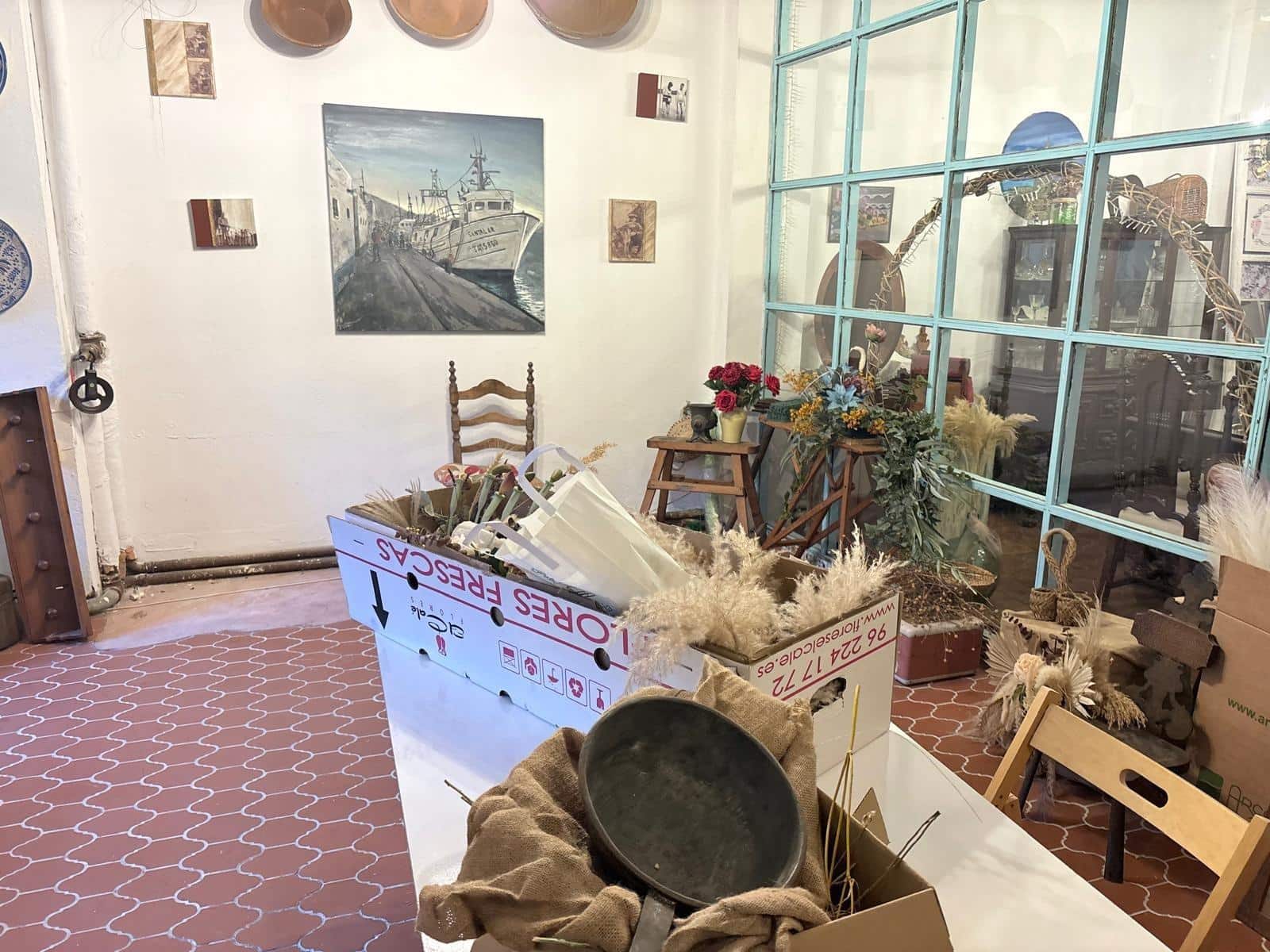 6 bedroom Townhouse for sale in La Font de la Figuera with pool - € 600,000 (Ref: 9530541)