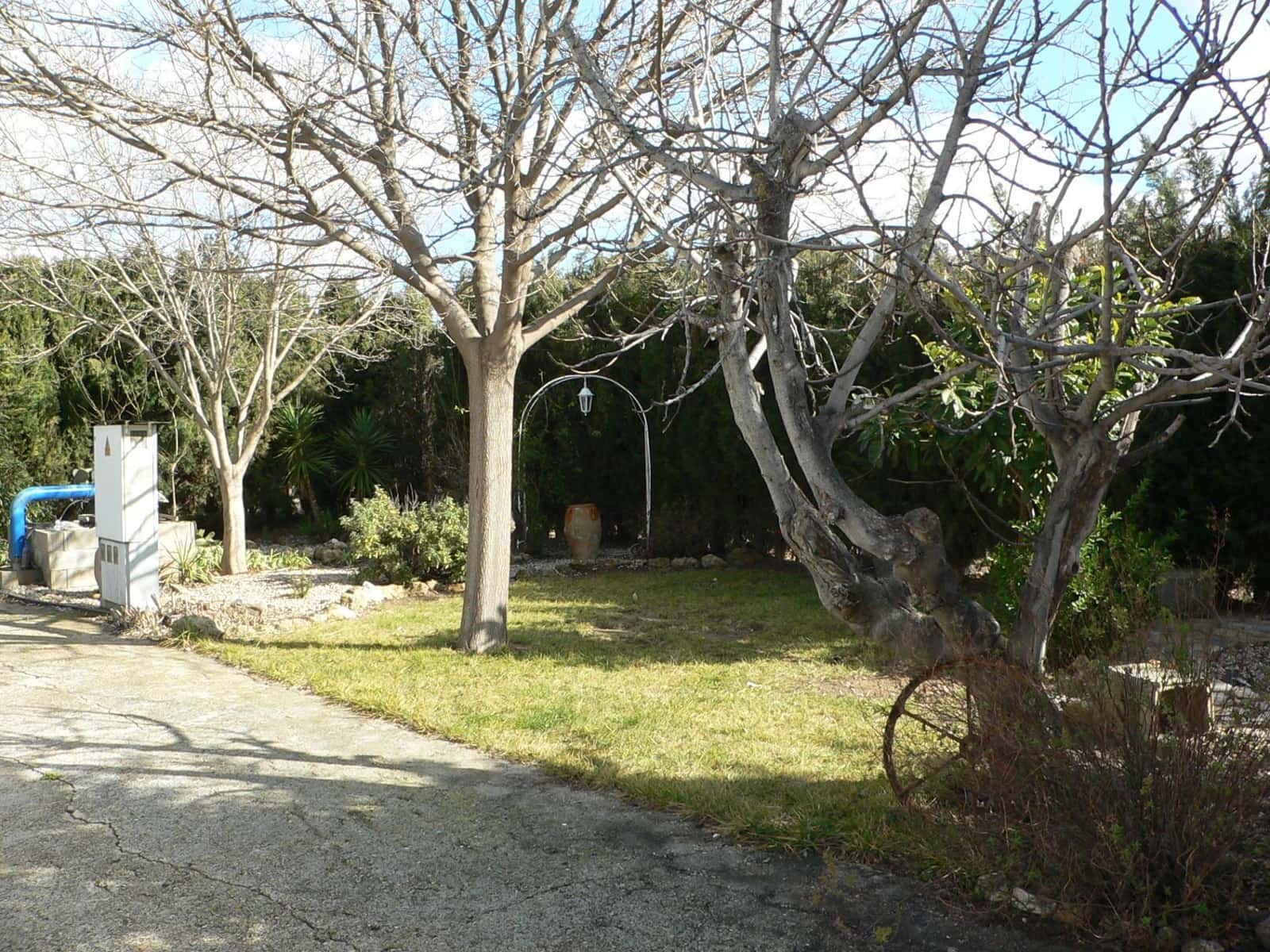 4 soveværelse Villa til salg i Almansa - € 250.000 (Ref: 9543652)