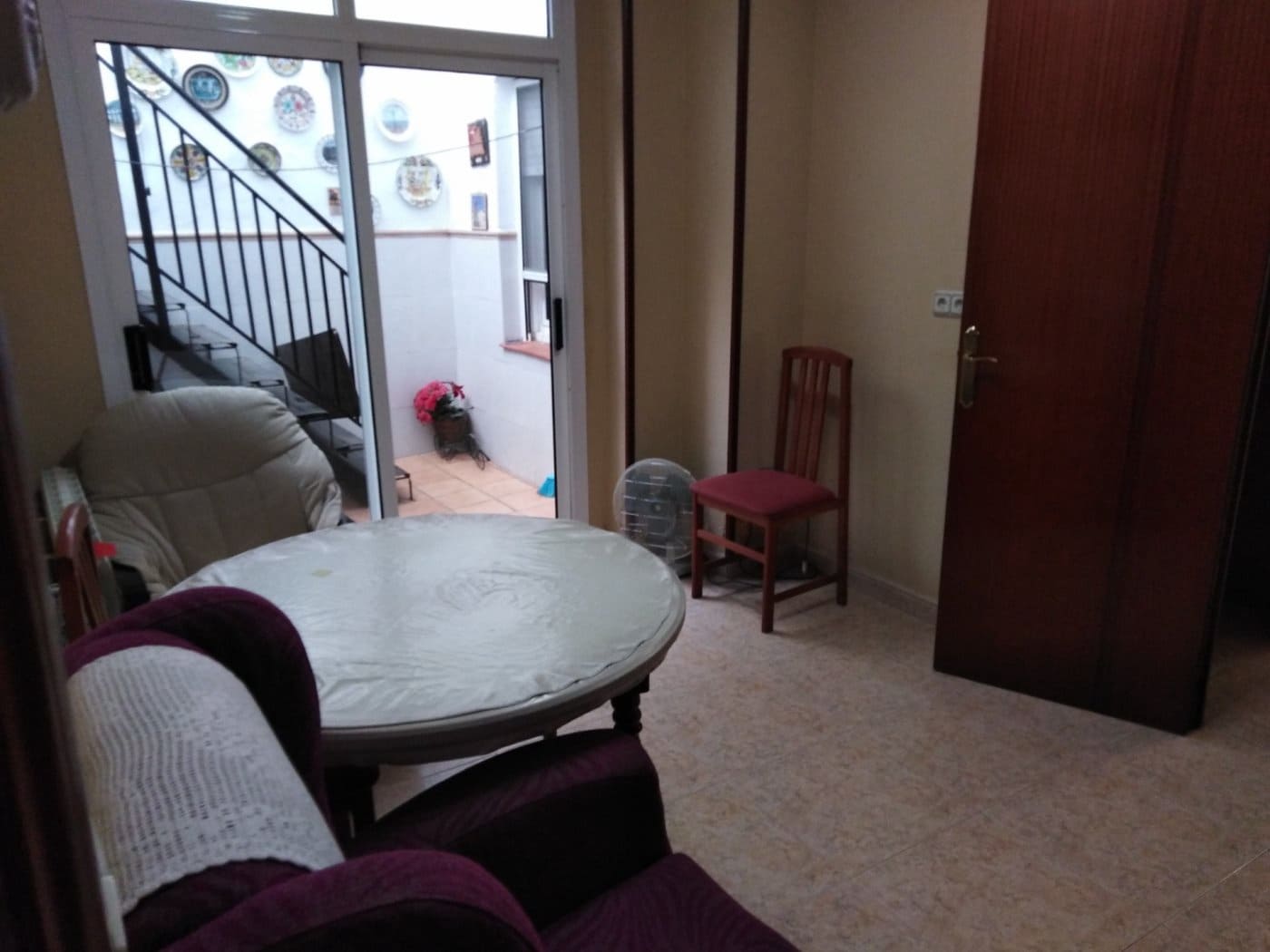 4 Zimmer Apartment zu vermieten in Almansa - 450 € (Ref: 9551522)