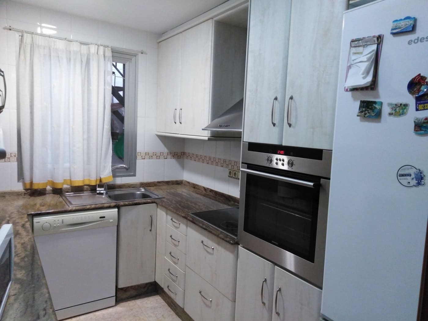 4 Zimmer Apartment zu vermieten in Almansa - 450 € (Ref: 9551522)