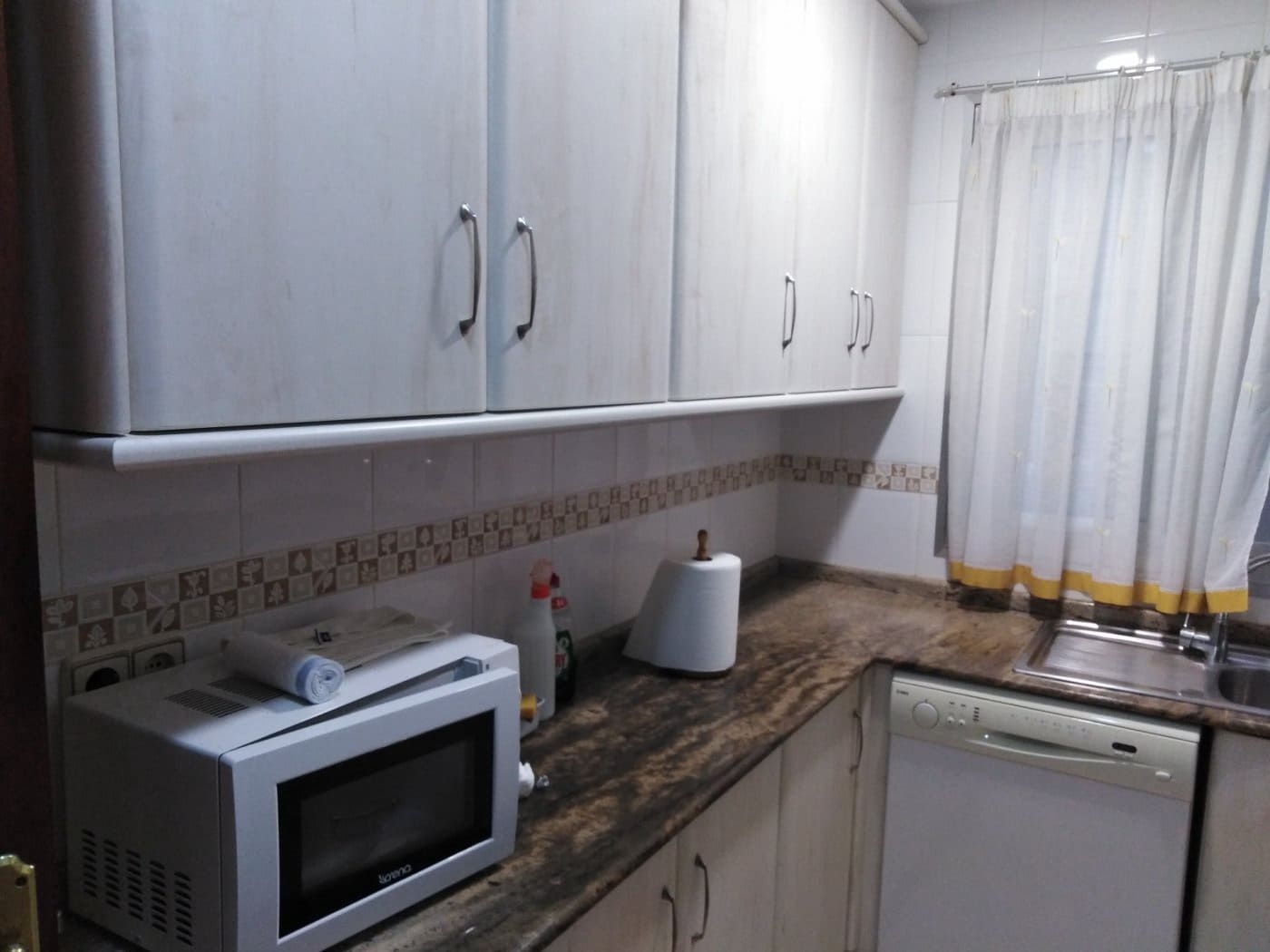 4 Zimmer Apartment zu vermieten in Almansa - 450 € (Ref: 9551522)