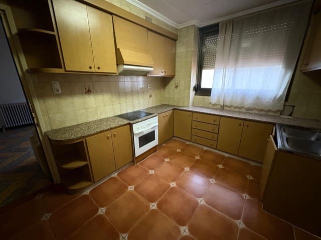 3 soverom Leilighet til salgs i Almansa - € 69 000 (Ref: 9596159)