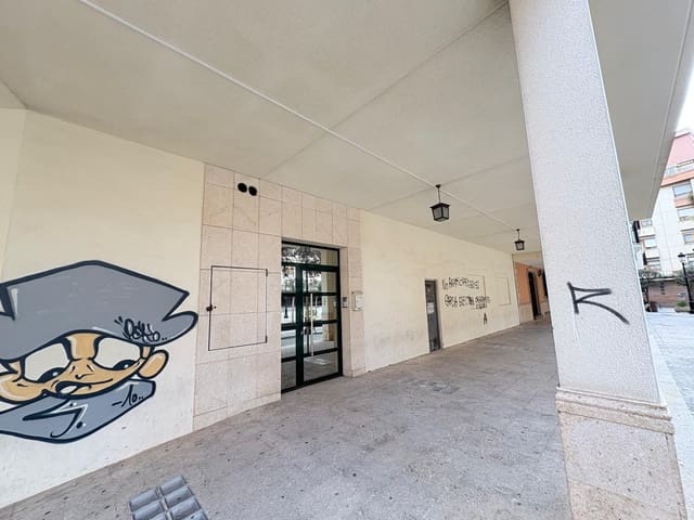 Kommersiell till salu i Almansa - 150 000 € (Ref: 9608094)