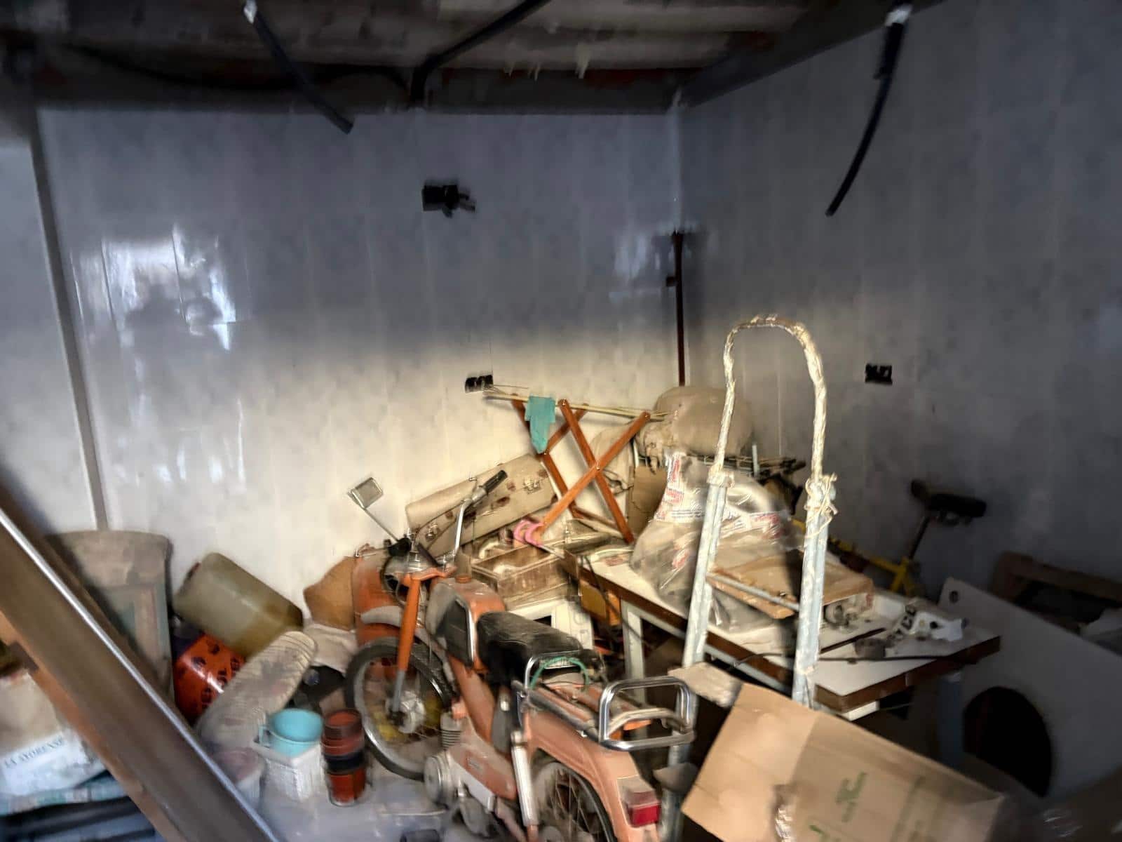 Piso de 3 habitaciones en Almansa en venta - 68.000 € (Ref: 9619242)