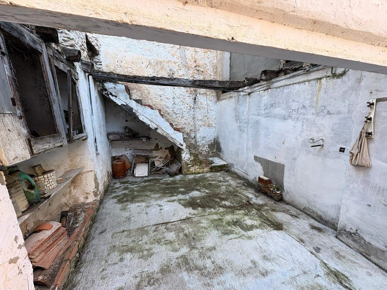 Piso de 3 habitaciones en Almansa en venta - 68.000 € (Ref: 9619242)