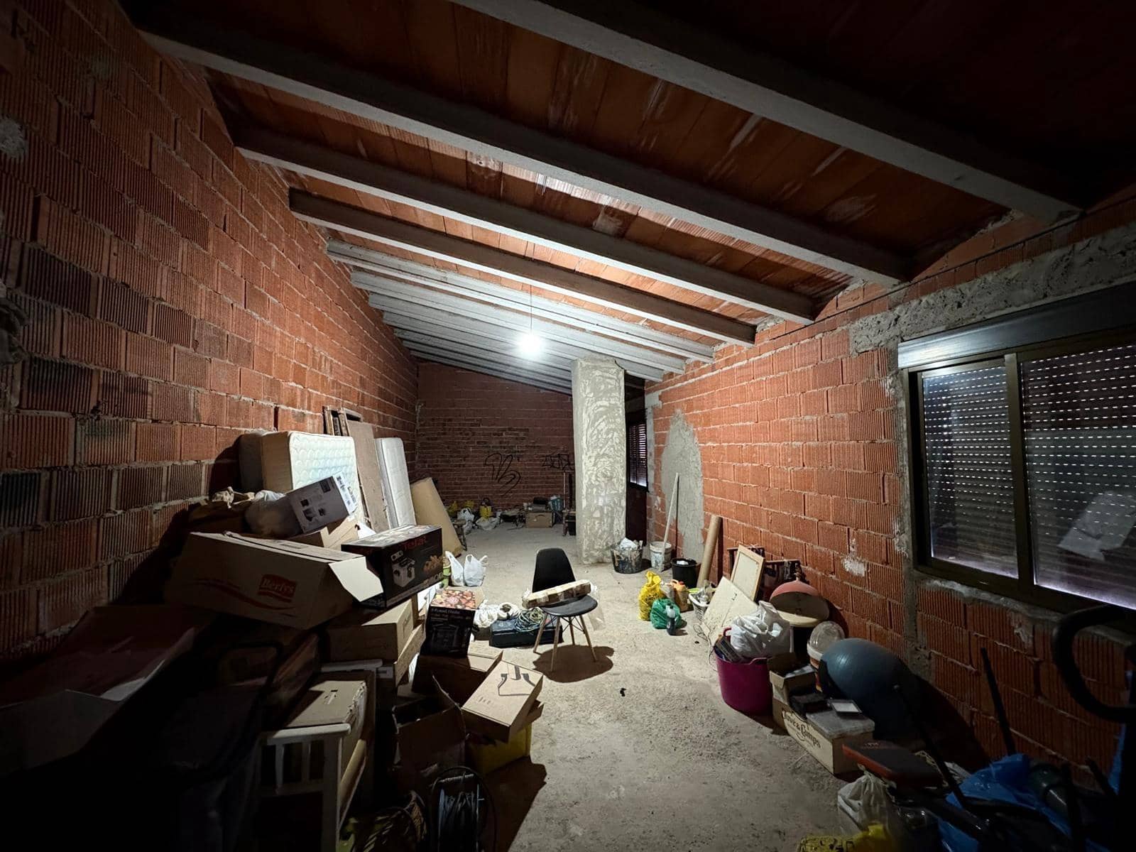 8 soveværelse Byhus til salg i Alpera - € 250.000 (Ref: 9650389)