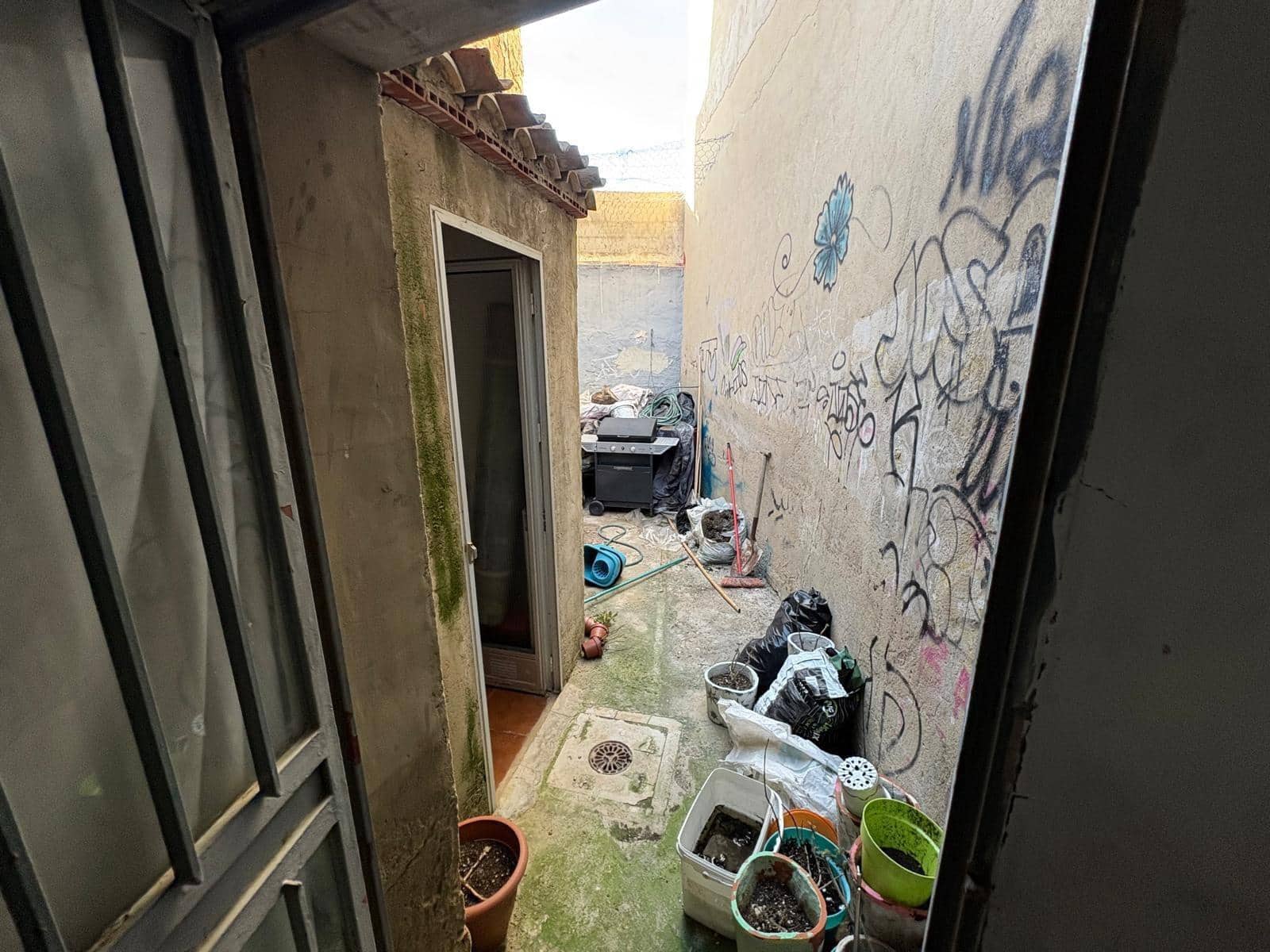 8 soveværelse Byhus til salg i Alpera - € 250.000 (Ref: 9650389)