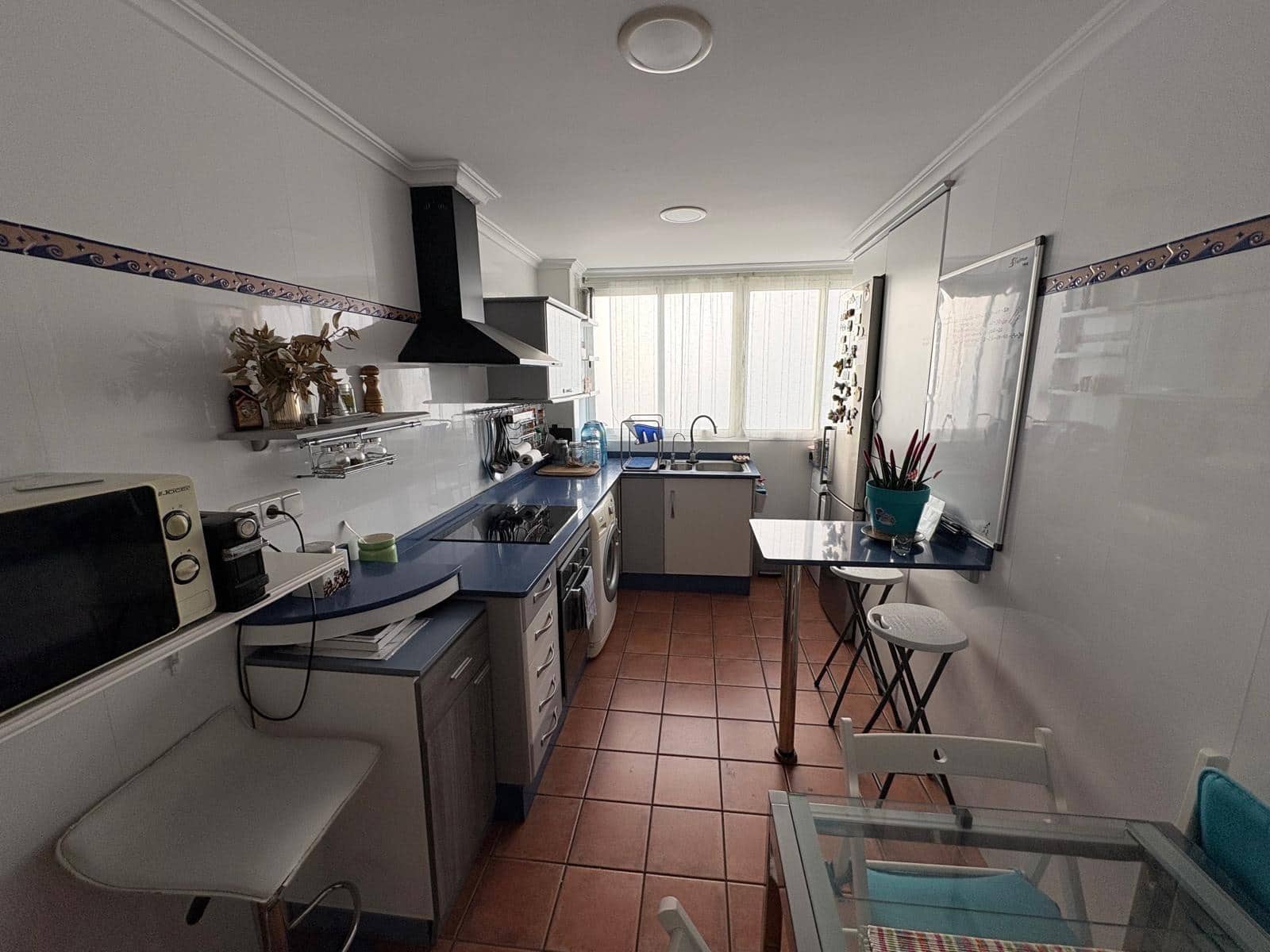 Piso de 3 habitaciones en Almansa en venta con garaje - 160.000 € (Ref: 9652021)