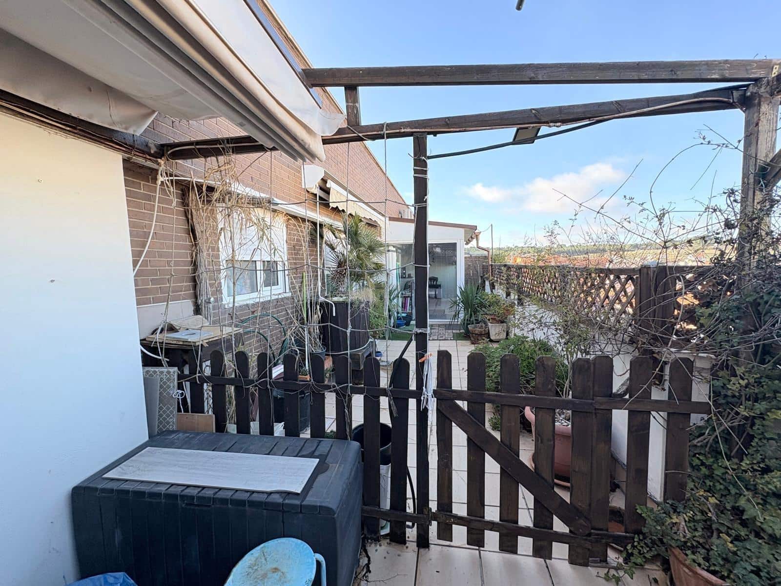 Piso de 3 habitaciones en Almansa en venta con garaje - 160.000 € (Ref: 9652021)