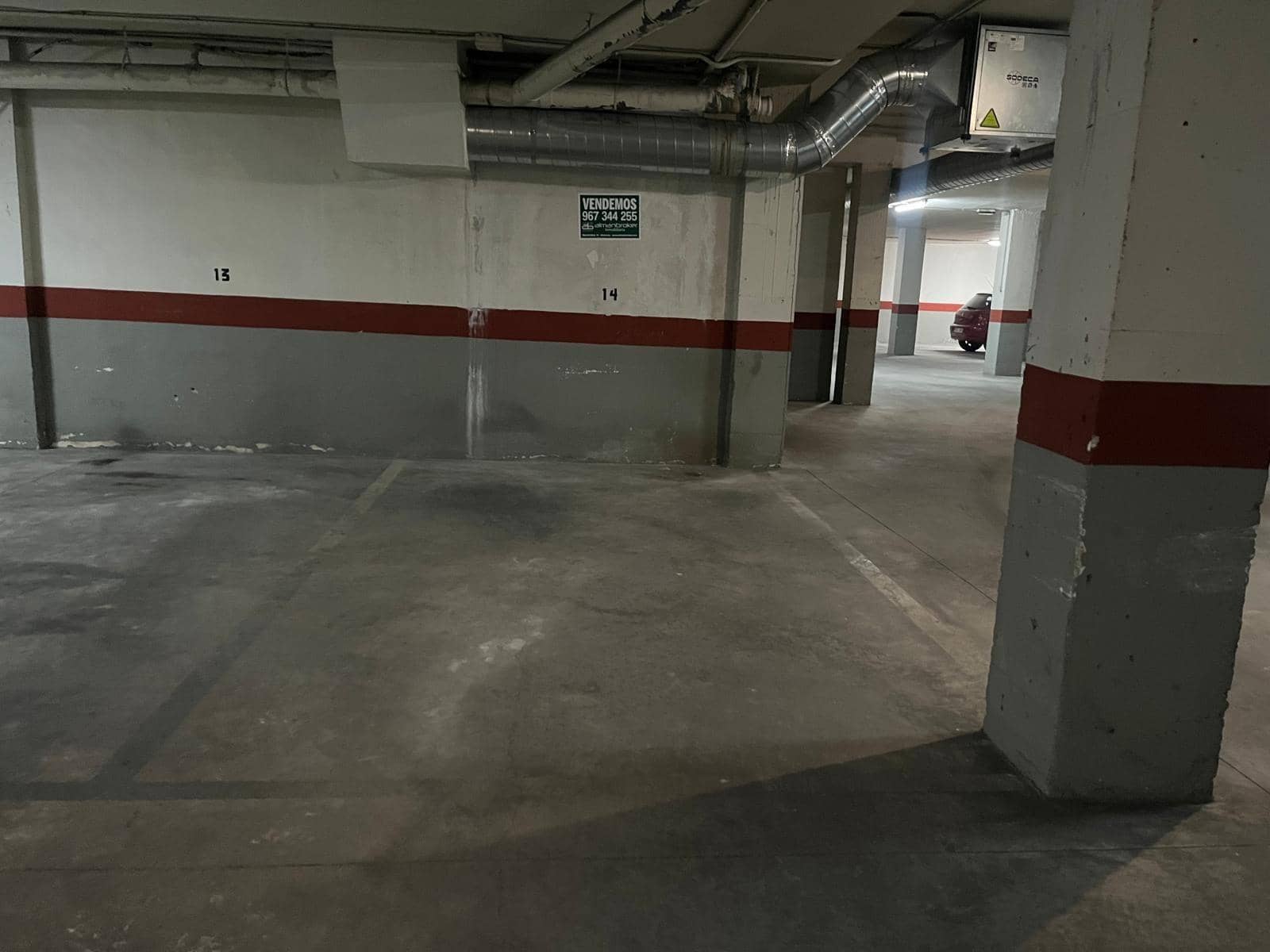 Garaje en Almansa en venta - 6.900 € (Ref: 9674239)