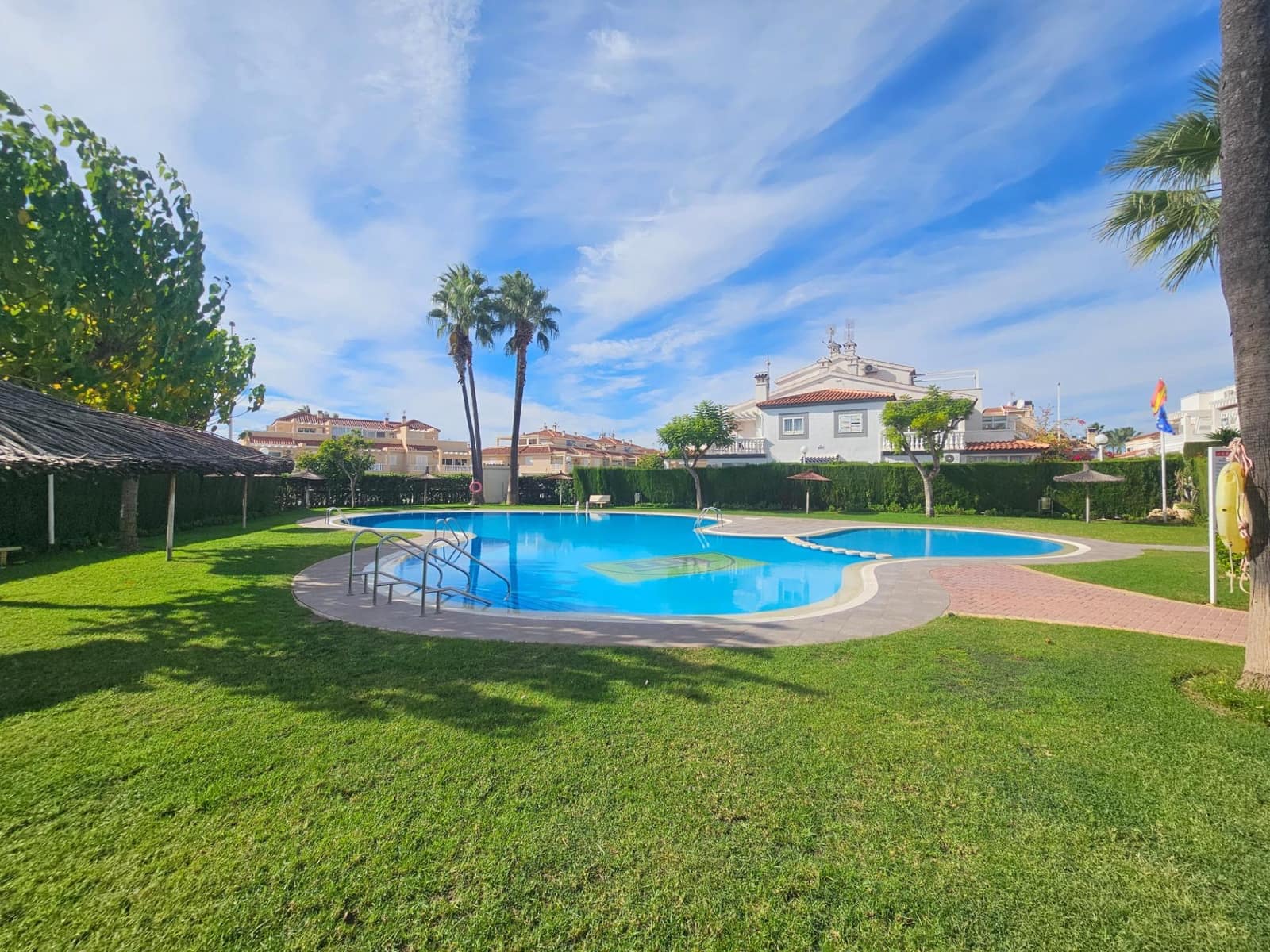 2 chambre Appartement à vendre à Orihuela Costa avec piscine - 269 000 € (Ref: 10174658)