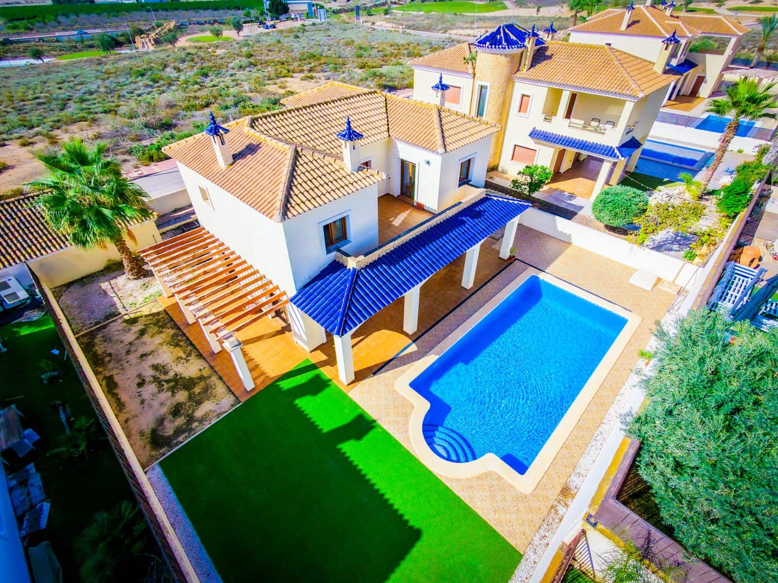 4 sypialnia Willa na sprzedaż w Banos y Mendigo z basenem garażem - 430 000 € (Ref: 10177236)