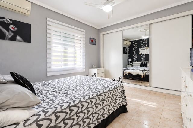 3 Zimmer Villa zu verkaufen in La Marquesa, Rojales mit Pool Garage - 420.000 € (Ref: 10177237)