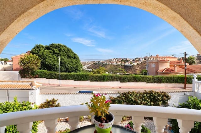 3 Zimmer Villa zu verkaufen in La Marquesa, Rojales mit Pool Garage - 420.000 € (Ref: 10177237)