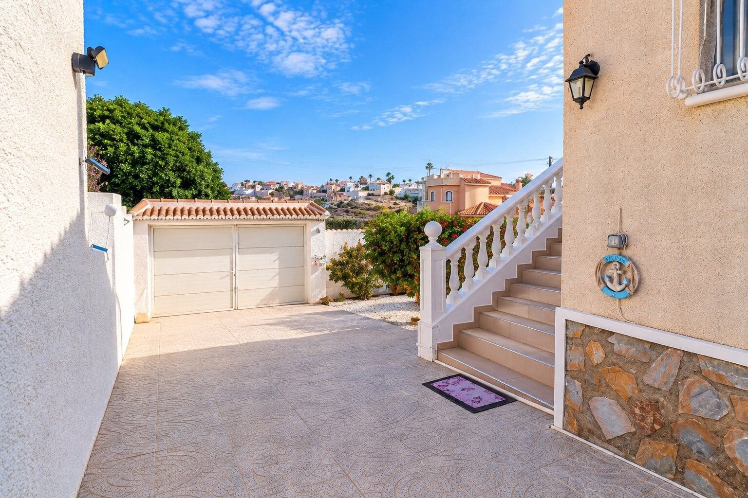 3 Zimmer Villa zu verkaufen in La Marquesa mit Pool Garage - 420.000 € (Ref: 10177237)