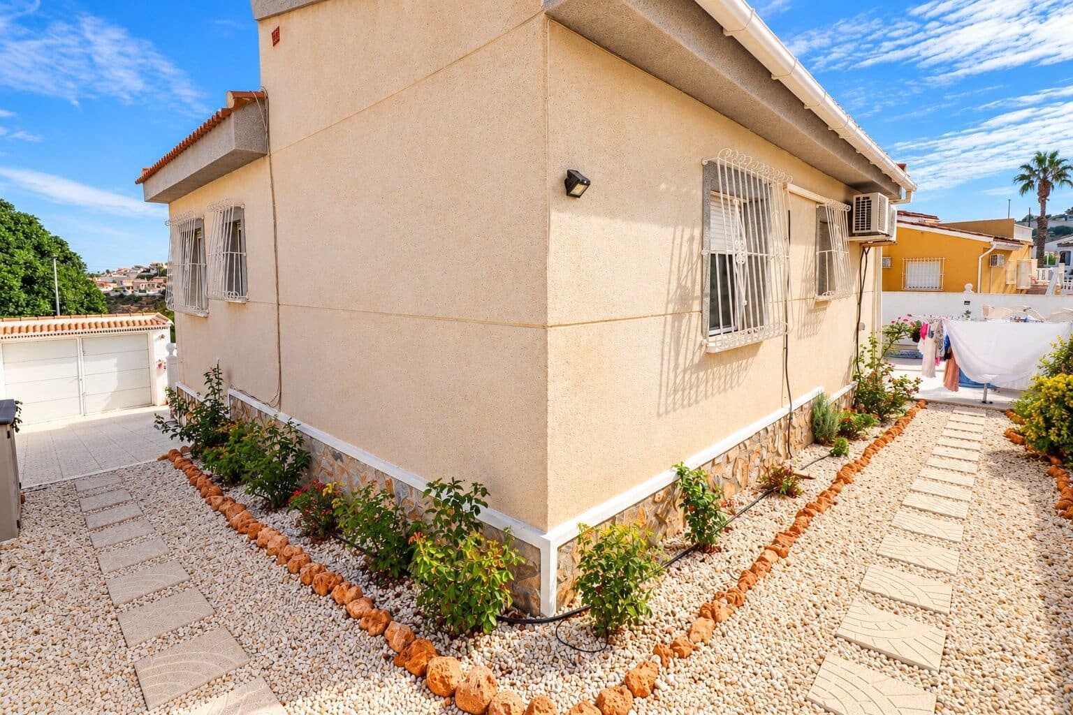 3 Zimmer Villa zu verkaufen in La Marquesa mit Pool Garage - 420.000 € (Ref: 10177237)
