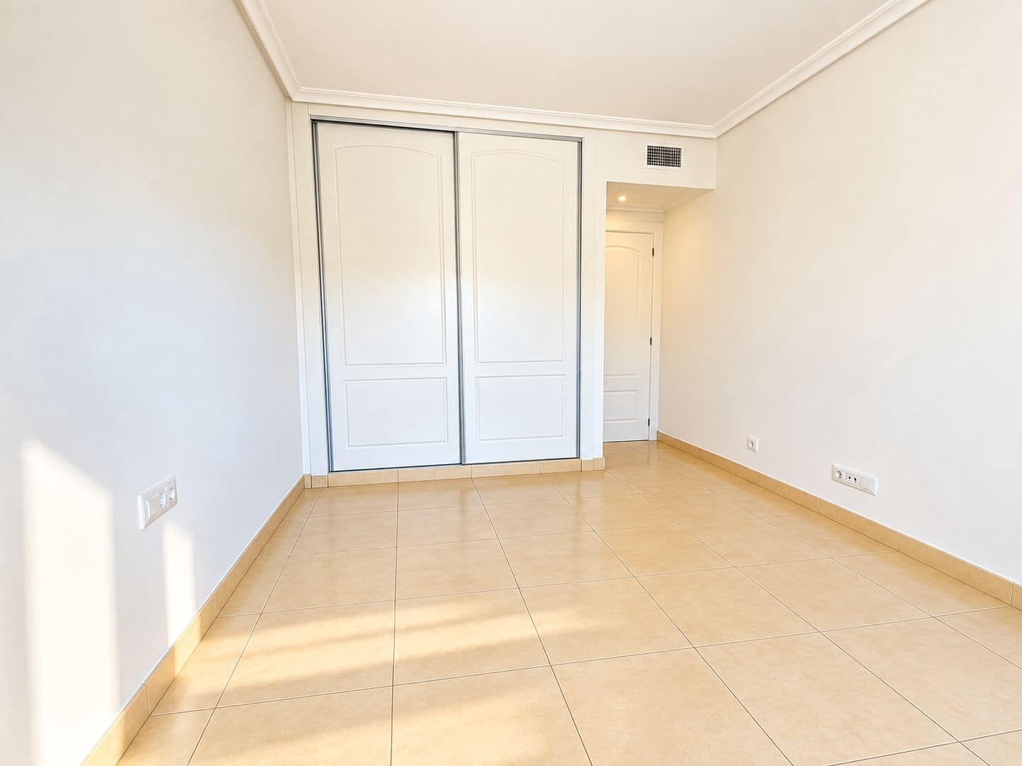 Apartamento de 3 habitaciones en Baños y Mendigo en venta con piscina garaje - 218.500 € (Ref: 10177243)