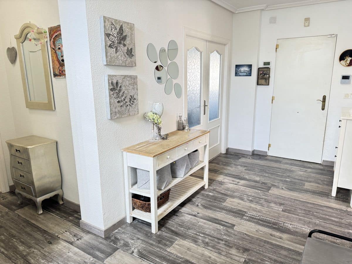 4 bedroom Villa for sale in Algorfa with pool - € 590,000 (Ref: 8916689)