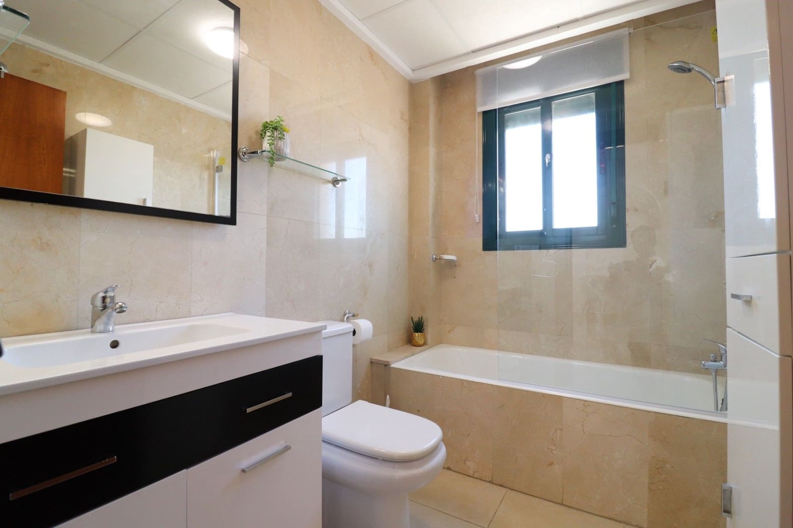 2 makuuhuone Huoneisto myytävänä paikassa Dona Pepa mukana uima-altaan - 220 000 € (Ref: 9219983)