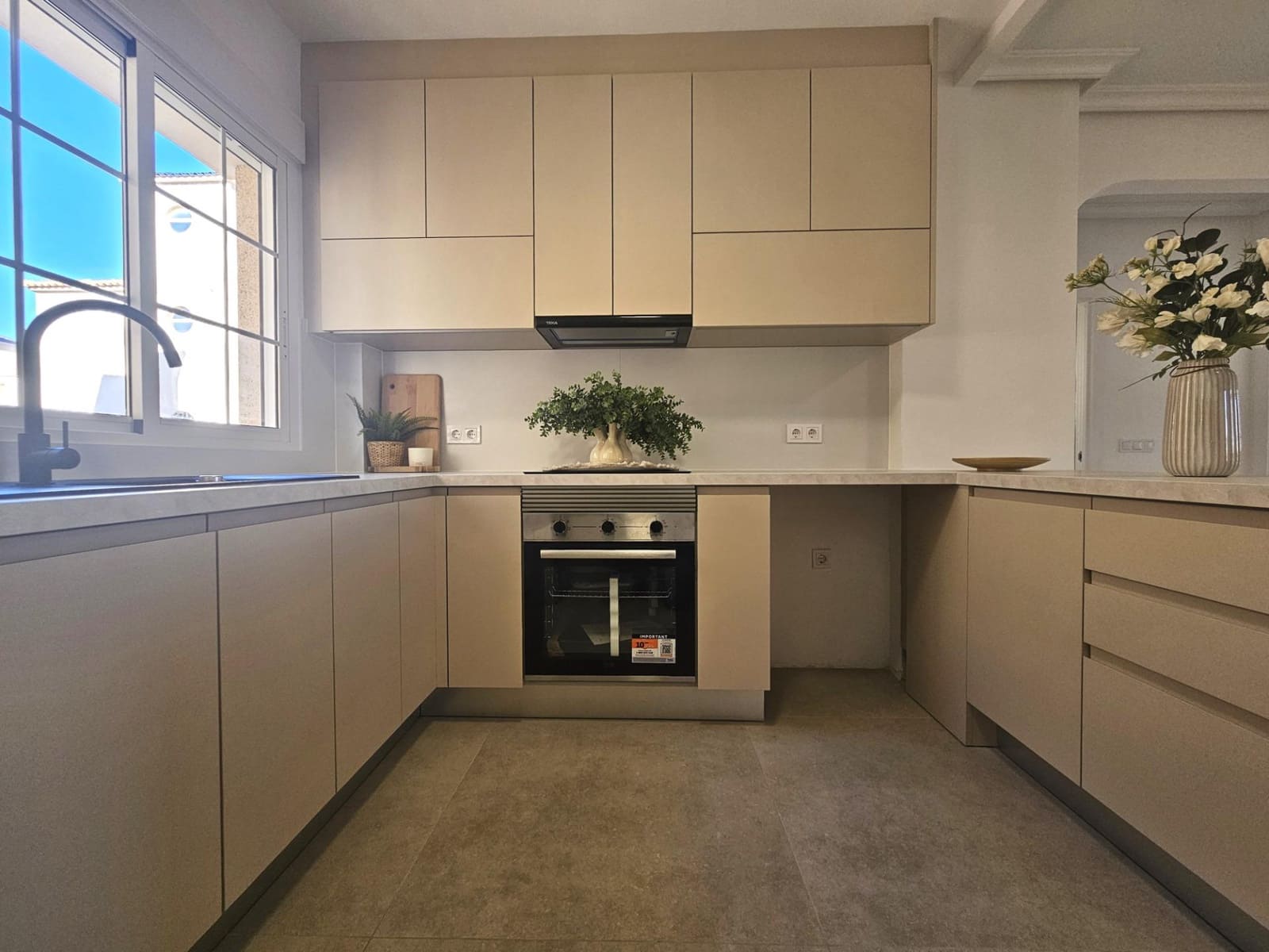 2 soverom Leilighet til salgs i Orihuela Costa med svømmebasseng - € 199 000 (Ref: 9403419)