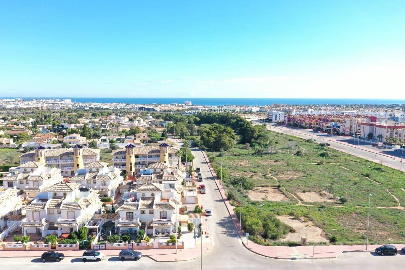 2 bedroom Apartment for sale in Orihuela Costa with pool - € 199,000 (Ref: 9403419)