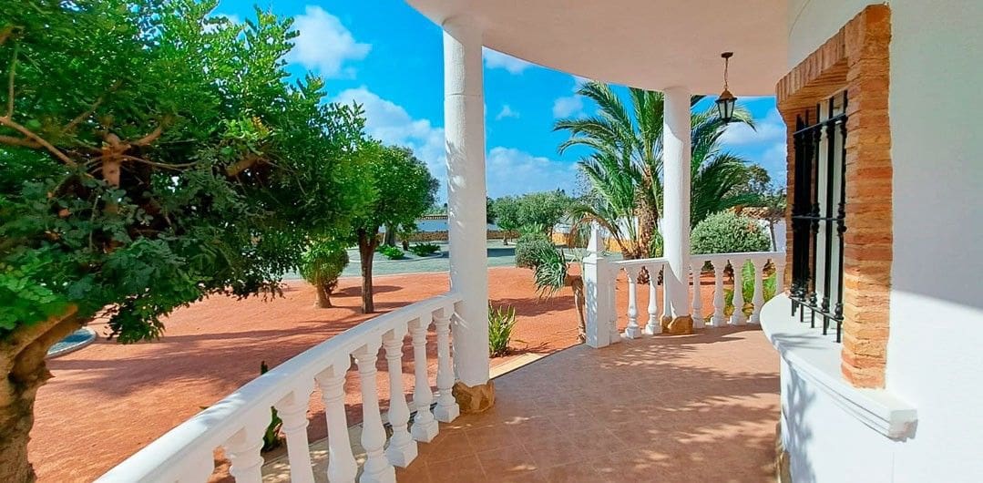 3 soverom Finca/Herregård til salgs i Catral - € 385 000 (Ref: 9415972)