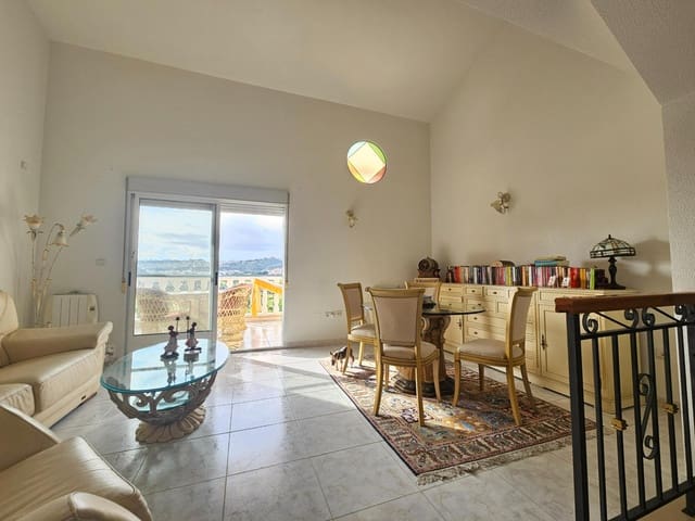 3 quarto Moradia em Banda para arrendar em Doña Pepa, Rojales - 2 000 € (Ref: 9494669)