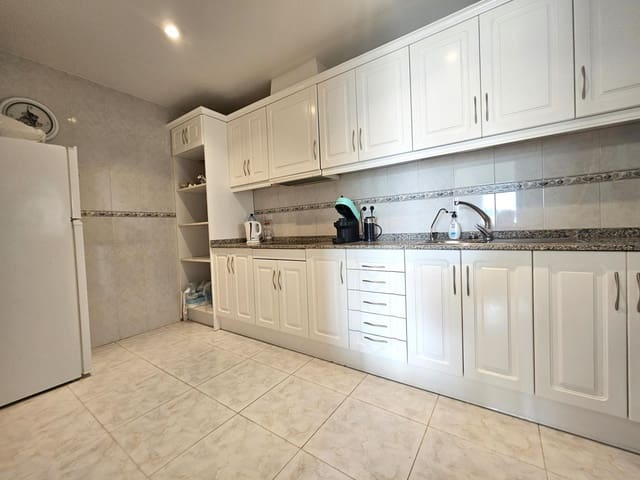 3 quarto Moradia em Banda para arrendar em Doña Pepa, Rojales - 2 000 € (Ref: 9494669)