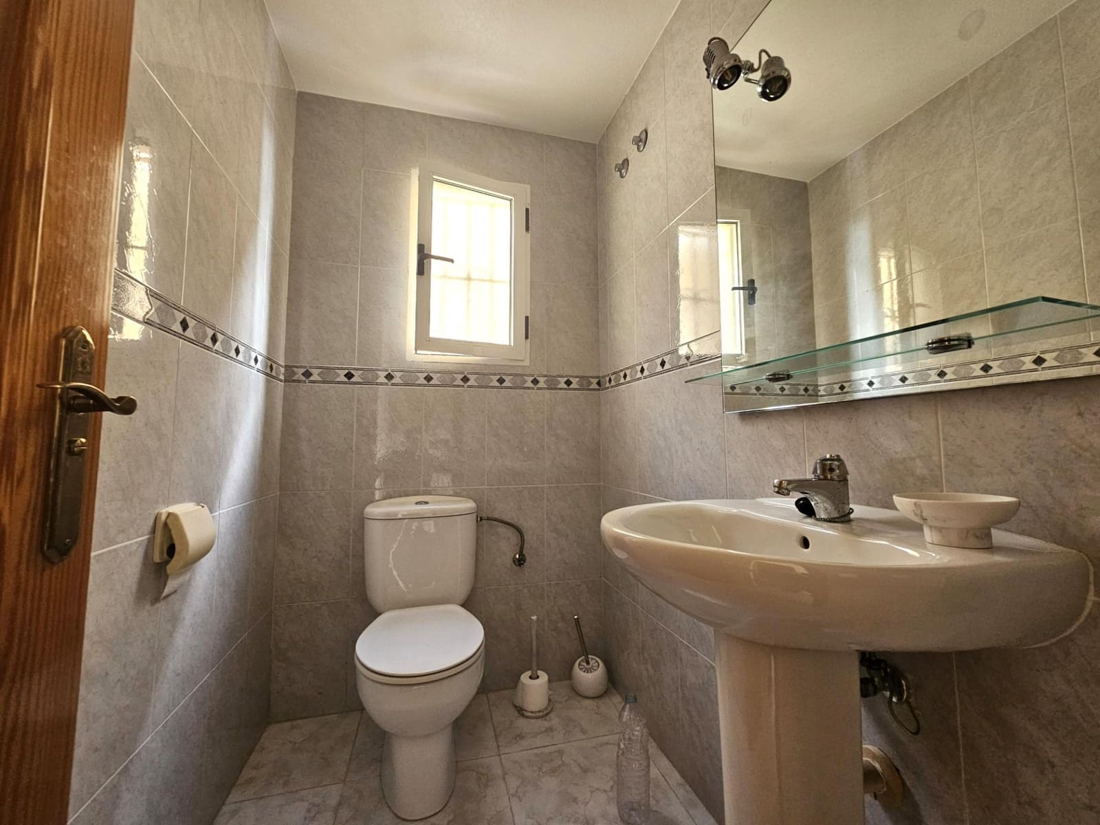 3 quarto Moradia em Banda para arrendar em Dona Pepa - 2 000 € (Ref: 9494669)