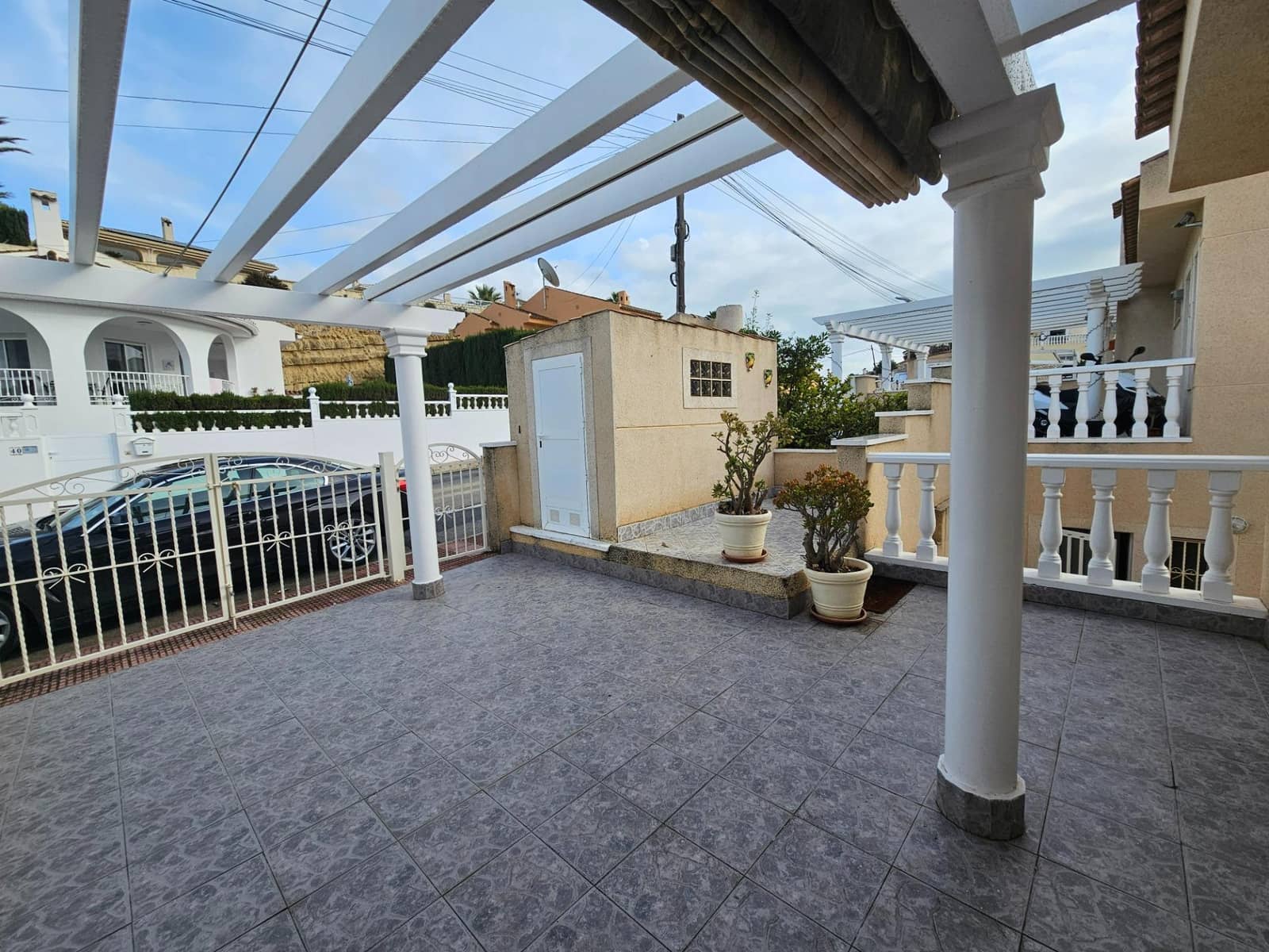 3 quarto Moradia em Banda para arrendar em Dona Pepa - 2 000 € (Ref: 9494669)