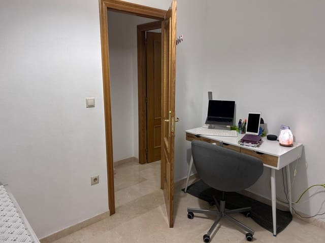 2 bedroom Flat for sale in Torrellano, Elche / Elx - € 175,000 (Ref: 9449487)