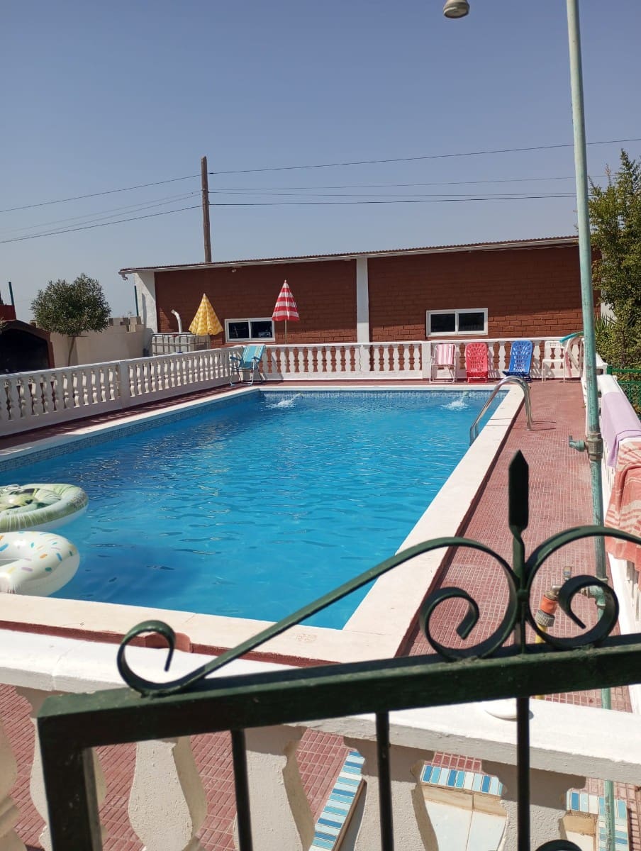 2 soveværelse Finca/Landehus til salg i Torrellano med swimmingpool garage - € 285.000 (Ref: 9449488)