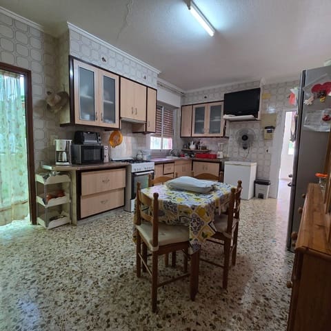 2 soveværelse Finca/Landehus til salg i Torrellano, Elche / Elx med swimmingpool garage - € 285.000 (Ref: 9449488)