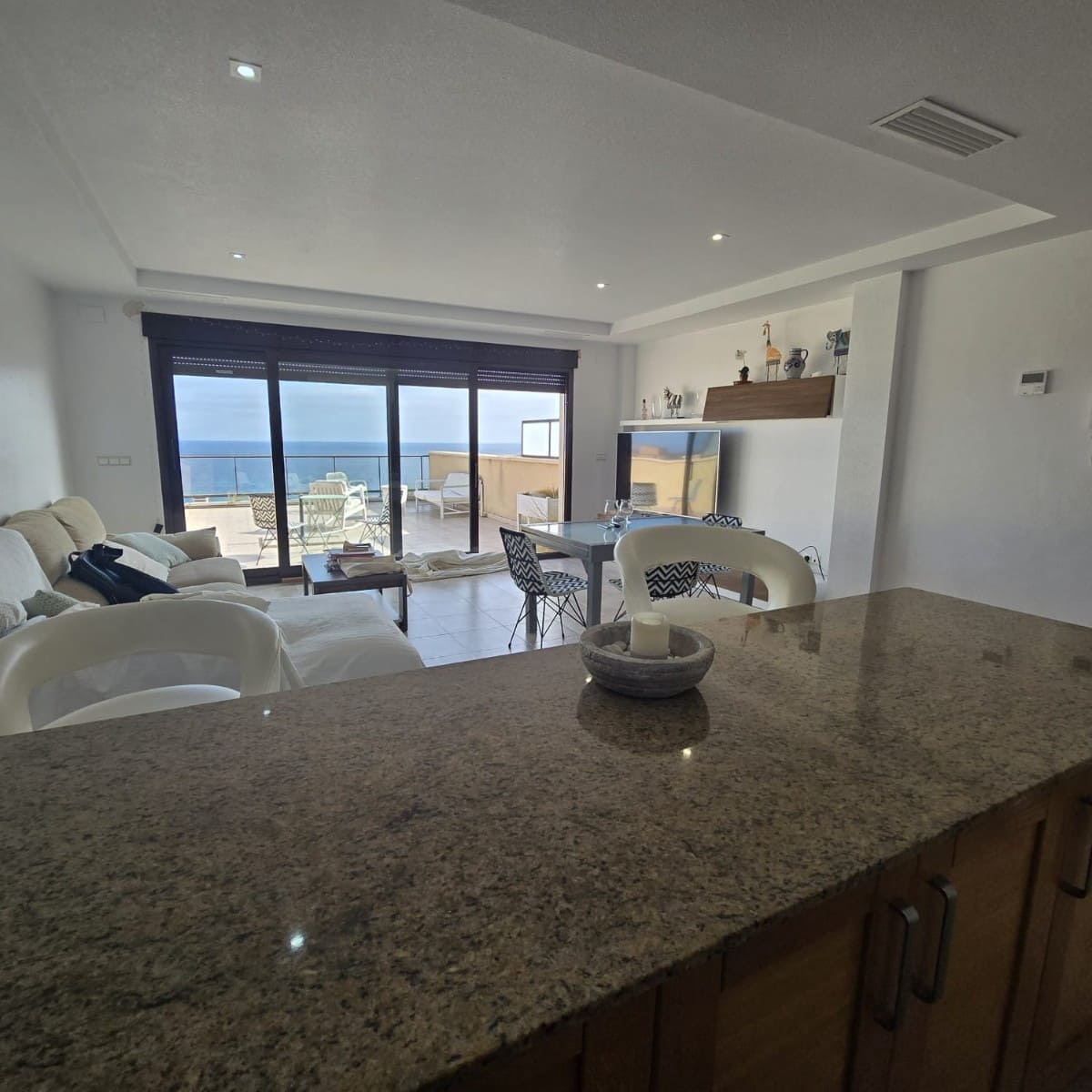 Casa de 3 habitaciones en Arenales del Sol en venta con piscina garaje - 450.000 € (Ref: 9449491)