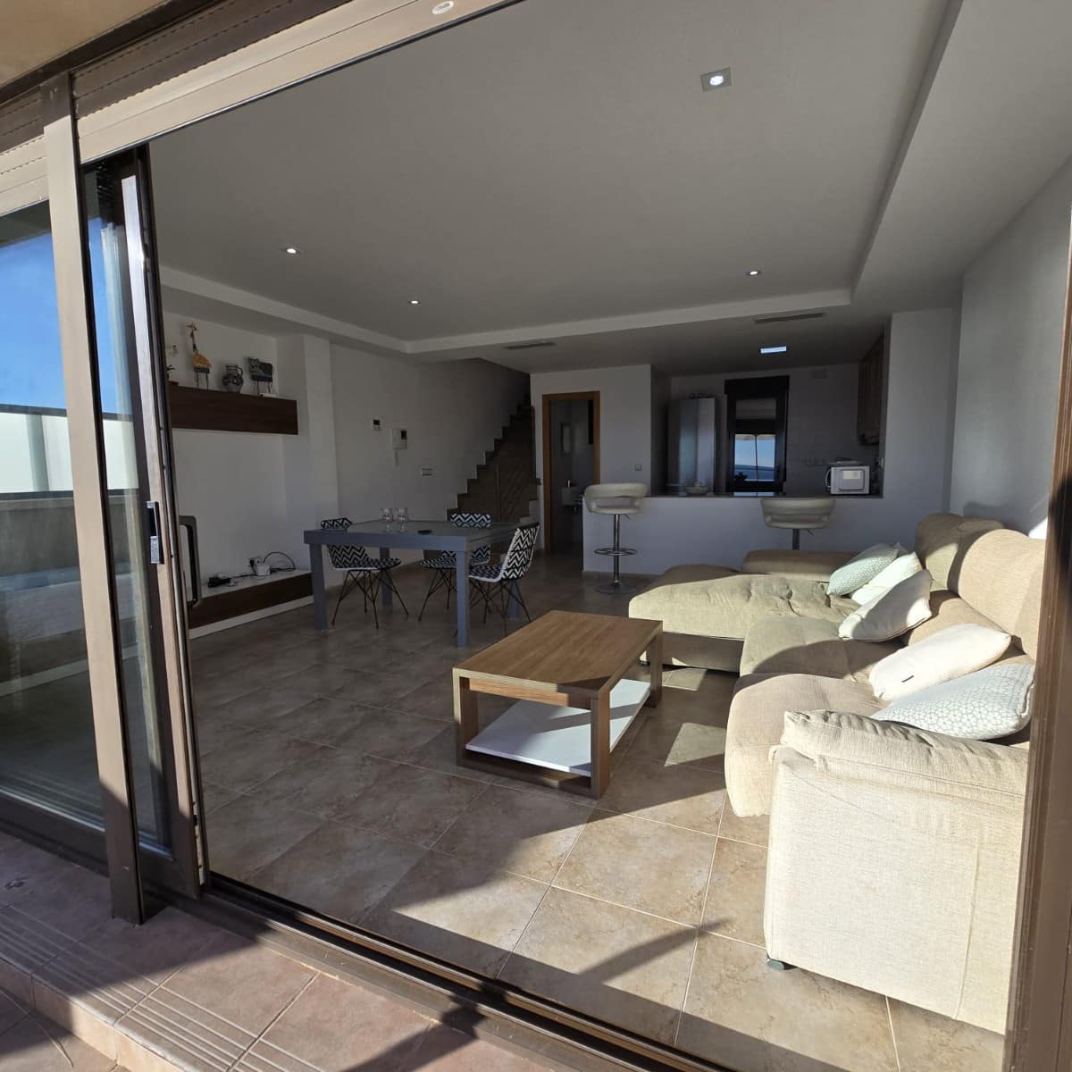 Casa de 3 habitaciones en Arenales del Sol en venta con piscina garaje - 450.000 € (Ref: 9449491)