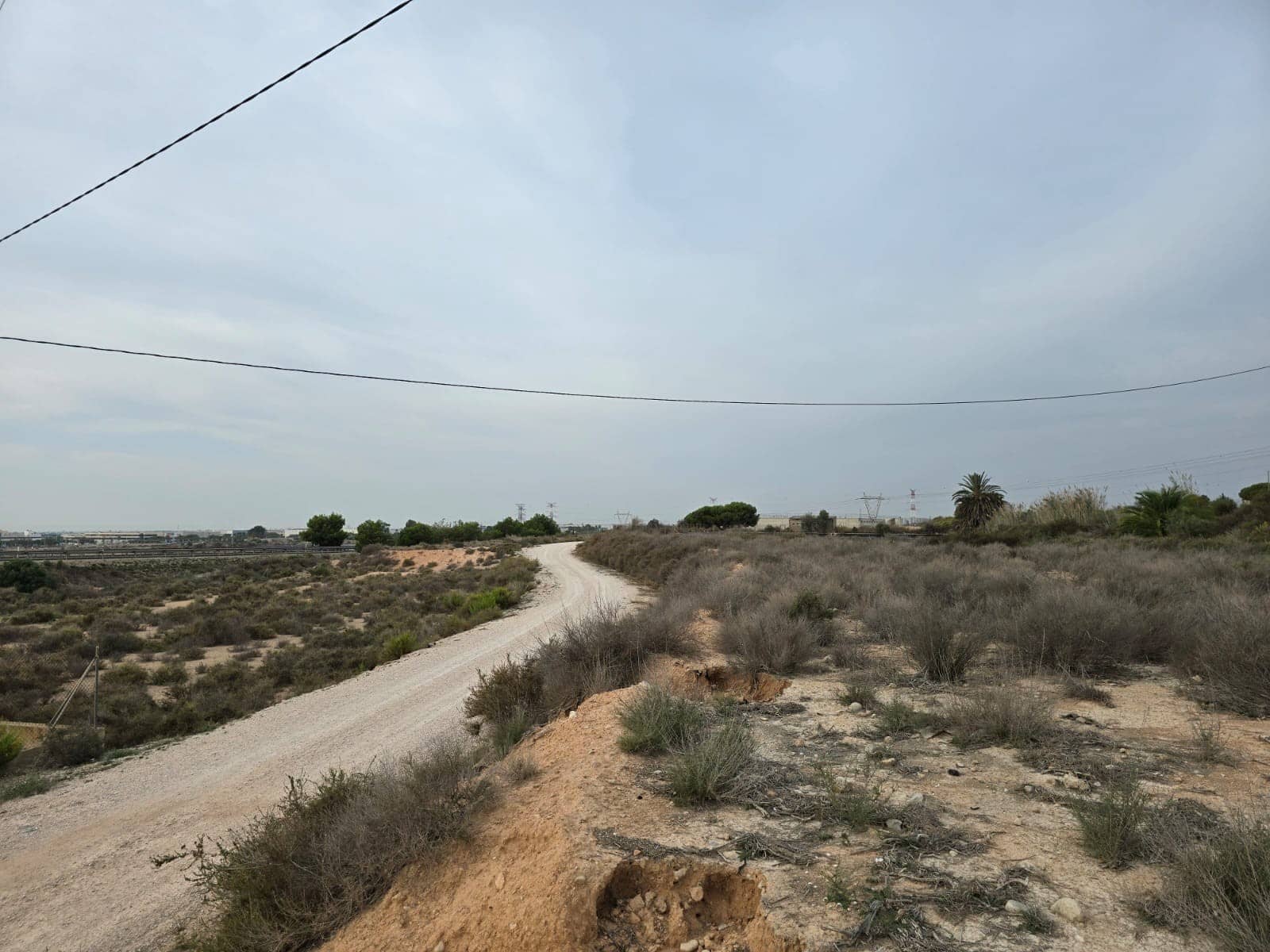 Ubebygd land til salgs i Torrellano - € 74 335 (Ref: 9449496)