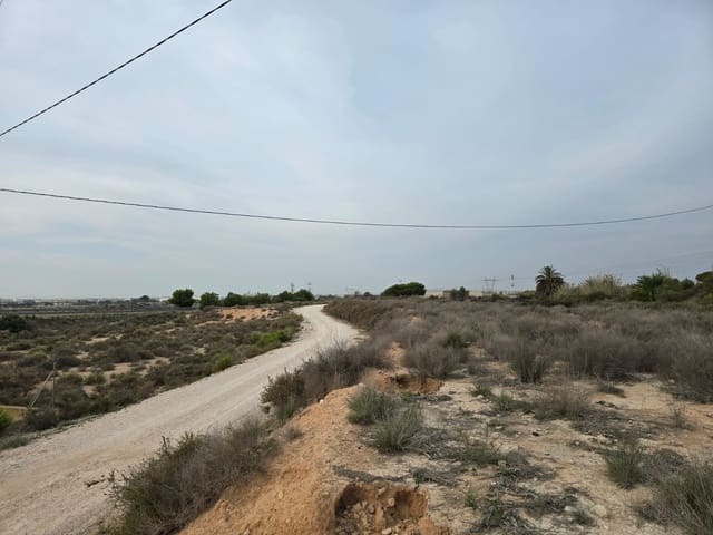 Ubebygd land til salgs i Torrellano, Elche / Elx - € 74 335 (Ref: 9449496)